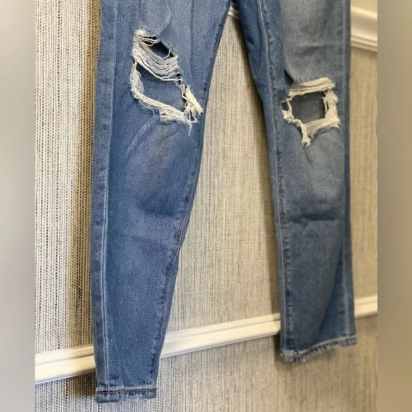 American Eagle mom jean size 6R - Picture 7 of 8